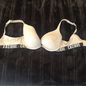 Cacique gray underwire push up bra 38D. EUC